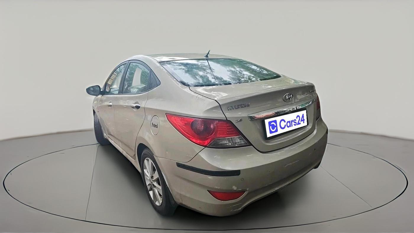 2012 Hyundai Verna FLUIDIC 1.6 VTVT SX, CNG, Manual, 1,12,252 km, exterior