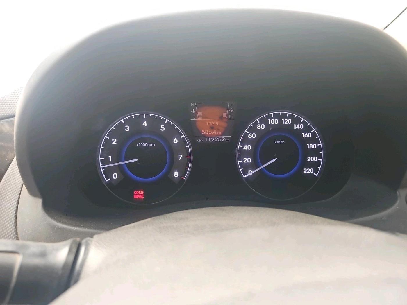 2012 Hyundai Verna FLUIDIC 1.6 VTVT SX, CNG, Manual, 1,12,252 km, interior