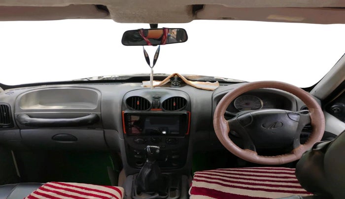 2012 Mahindra Scorpio EX M2DI, Diesel, Manual, 2,10,602 km, interior