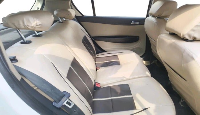2014 Hyundai i20 SPORTZ 1.2, Petrol, Manual, 75,024 km, interior