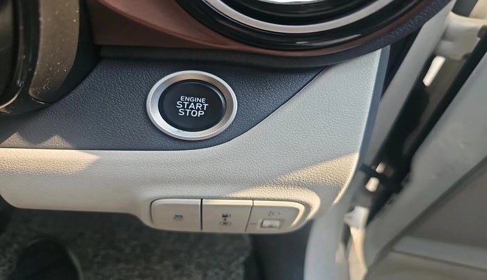 2024 Hyundai AURA SX 1.2 CNG, CNG, Manual, 21,496 km, interior