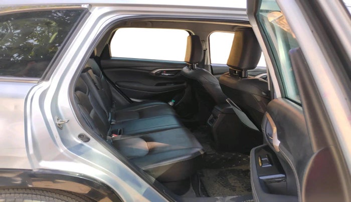 2022 Maruti Grand Vitara ALPHA PLUS HYBRID ECVT, Hybrid, Automatic, 1,03,095 km, interior