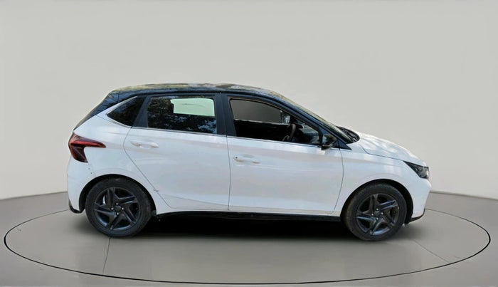 2021 Hyundai NEW I20 SPORTZ 1.2 MT DUAL TONE, CNG, Manual, 95,547 km, exterior