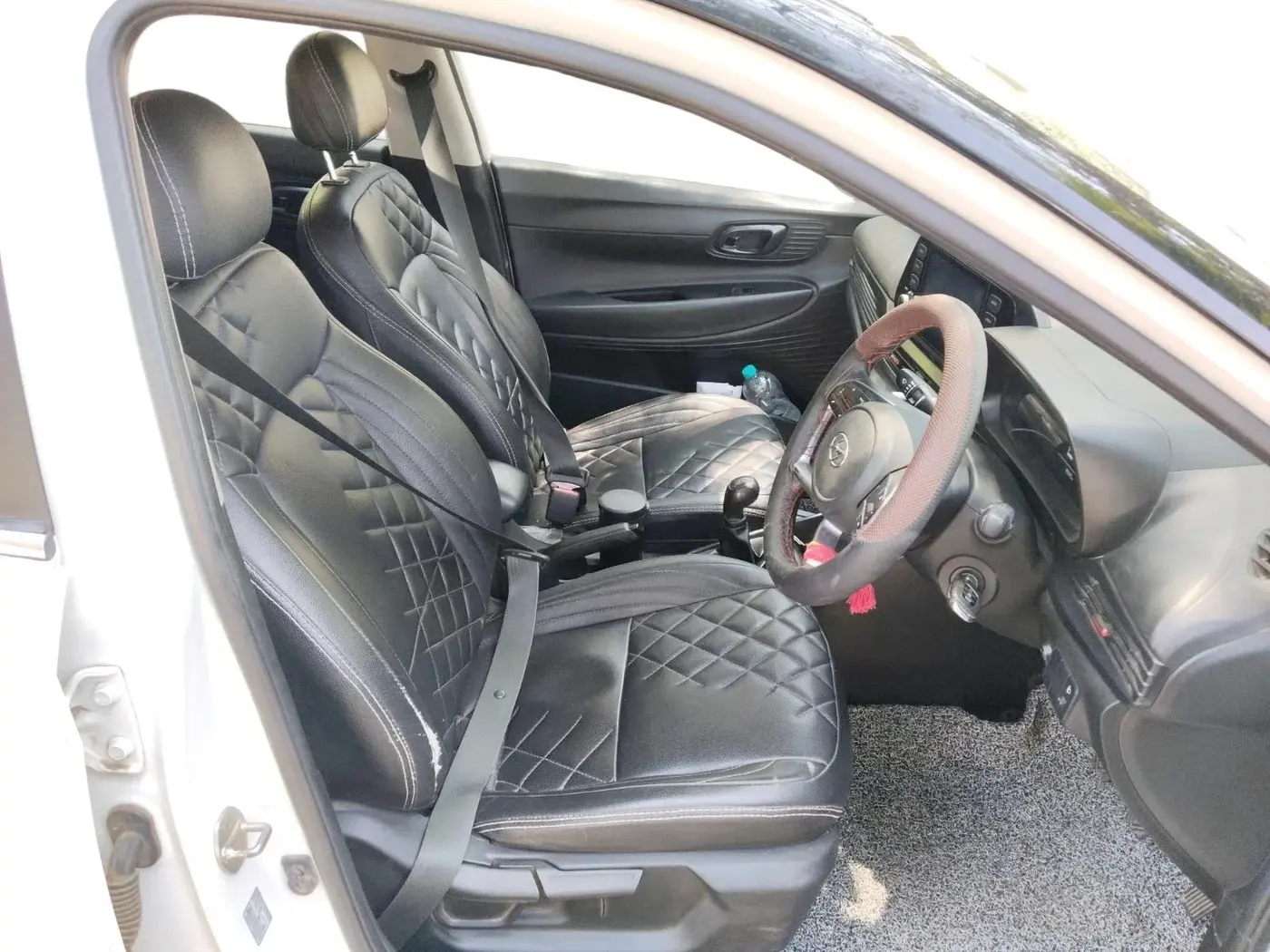 2021 Hyundai NEW I20 SPORTZ 1.2 MT DUAL TONE, CNG, Manual, 95,547 km, interior