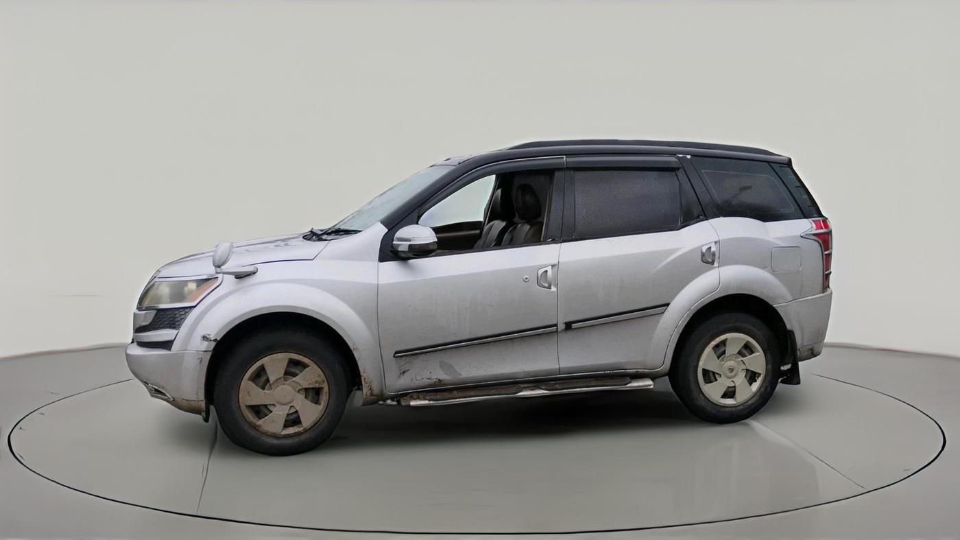 2013 Mahindra XUV500 W4, Diesel, Manual, 1,90,050 km, exterior