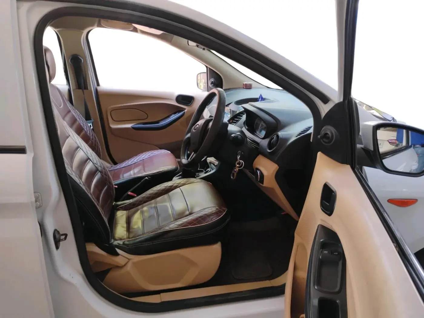 2016 Ford Figo Aspire AMBIENTE 1.5 DIESEL, Diesel, Manual, 1,95,336 km, interior