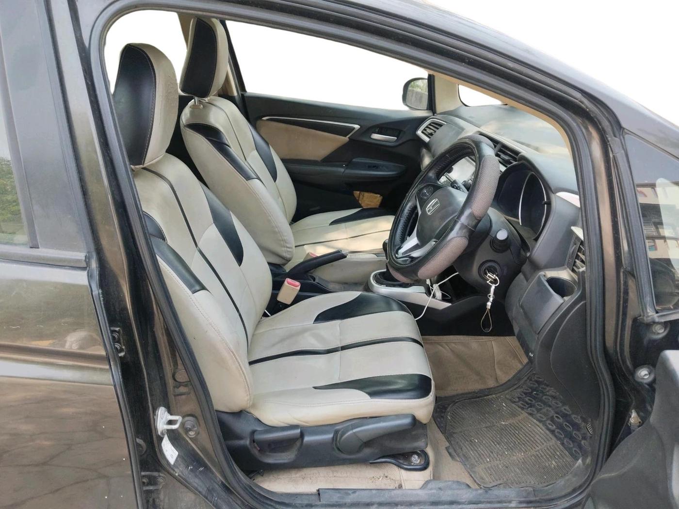 2017 Honda Jazz 1.2L I-VTEC V, Petrol, Manual, 72,072 km, interior