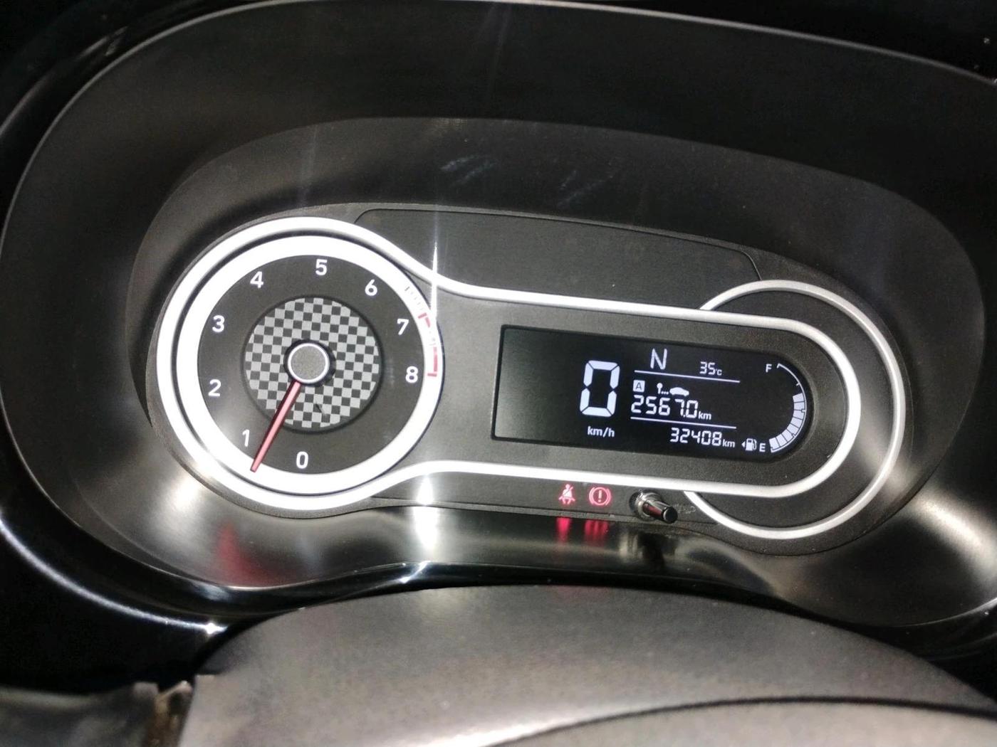 2021 Hyundai GRAND I10 NIOS ASTA AMT 1.2 KAPPA VTVT, Petrol, Automatic, 34,000 km, interior