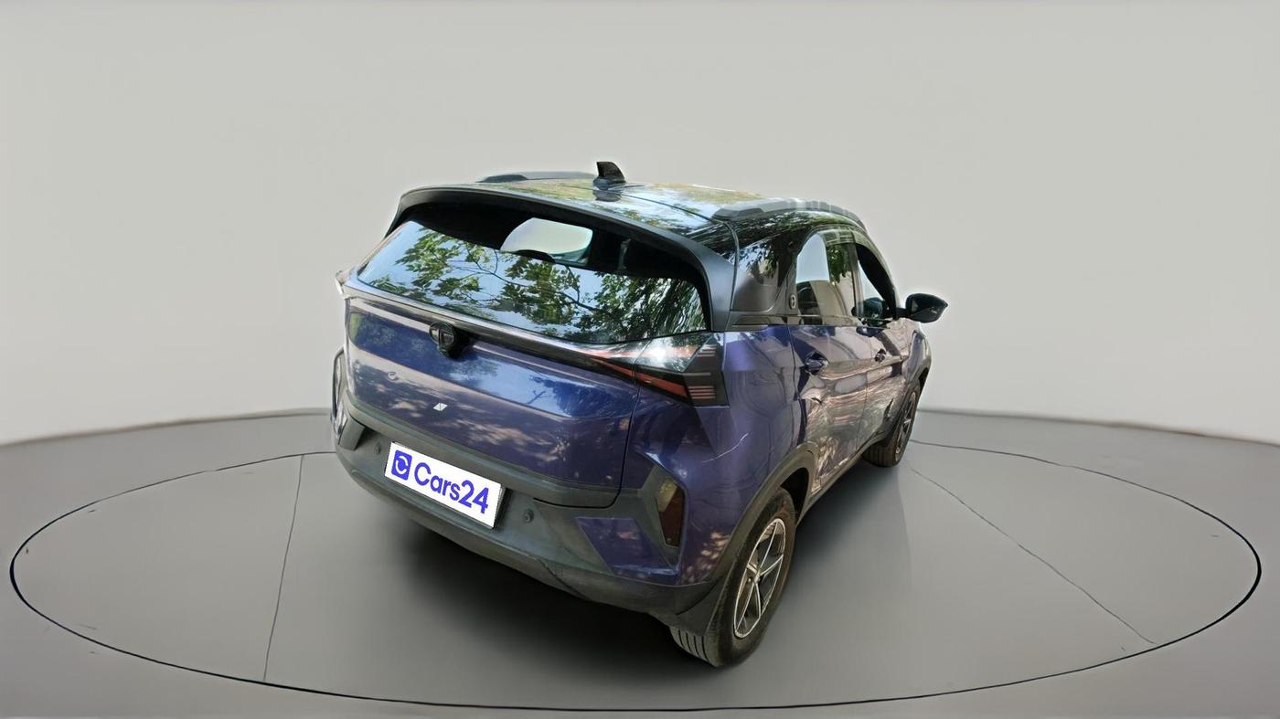 2023 Tata NEXON FEARLESS PURPLE + SUNROOF DCA DUAL TONE 1.2 PETROL, Petrol, Automatic, 56,233 km, exterior