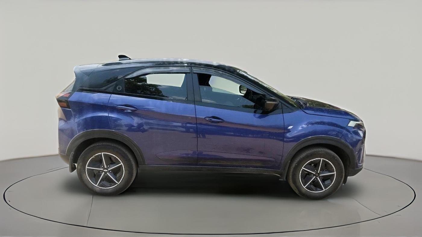 2023 Tata NEXON FEARLESS PURPLE + SUNROOF DCA DUAL TONE 1.2 PETROL, Petrol, Automatic, 56,233 km, exterior