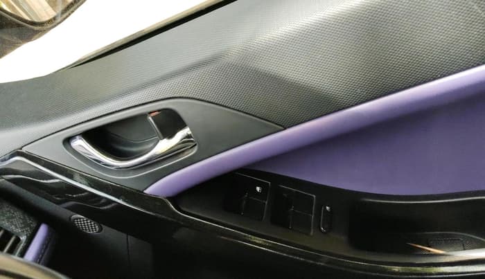 2023 Tata NEXON FEARLESS PURPLE + SUNROOF DCA DUAL TONE 1.2 PETROL, Petrol, Automatic, 56,233 km, interior