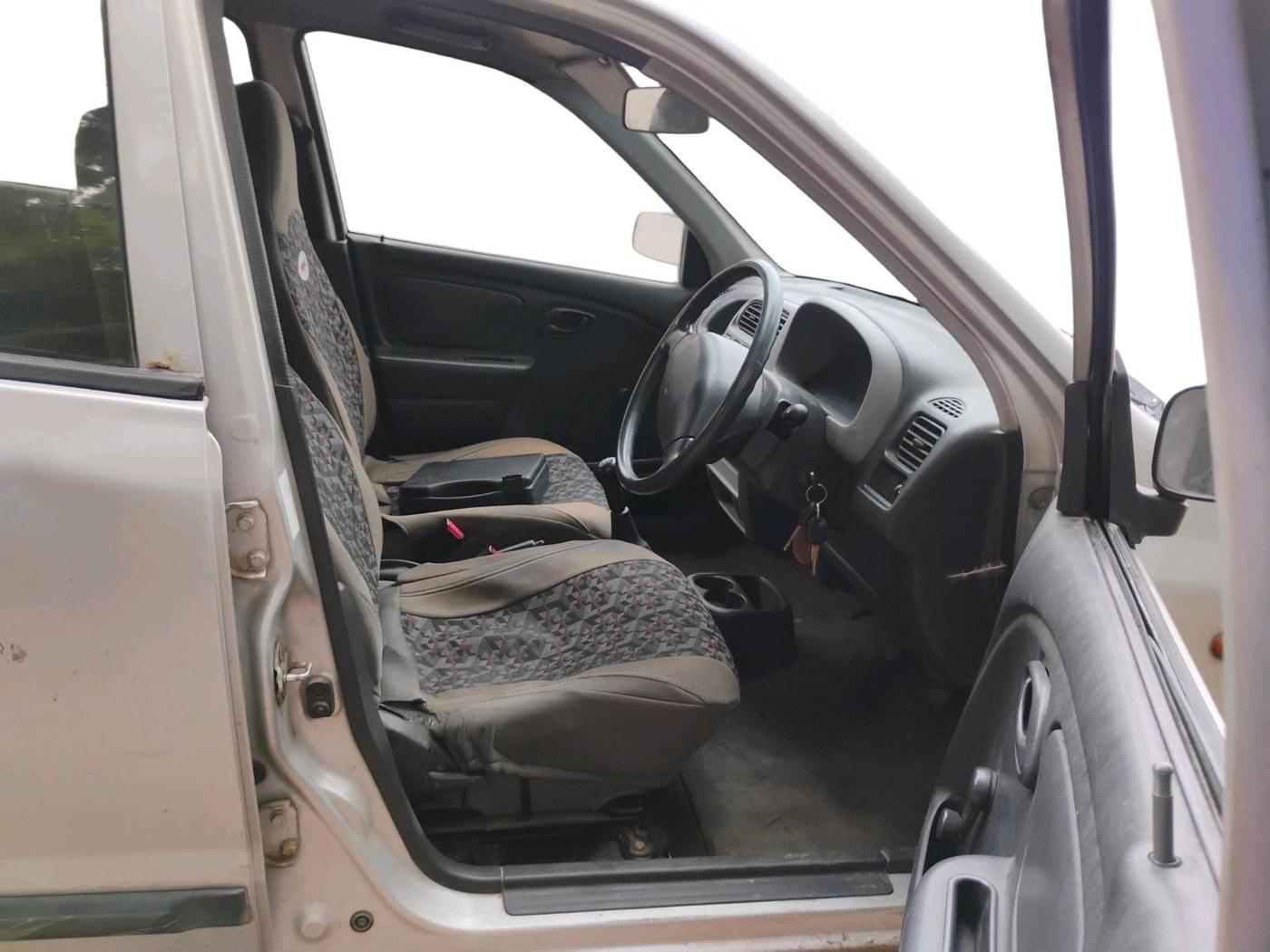 2011 Maruti Alto LXI, Petrol, Manual, 1,03,112 km, interior