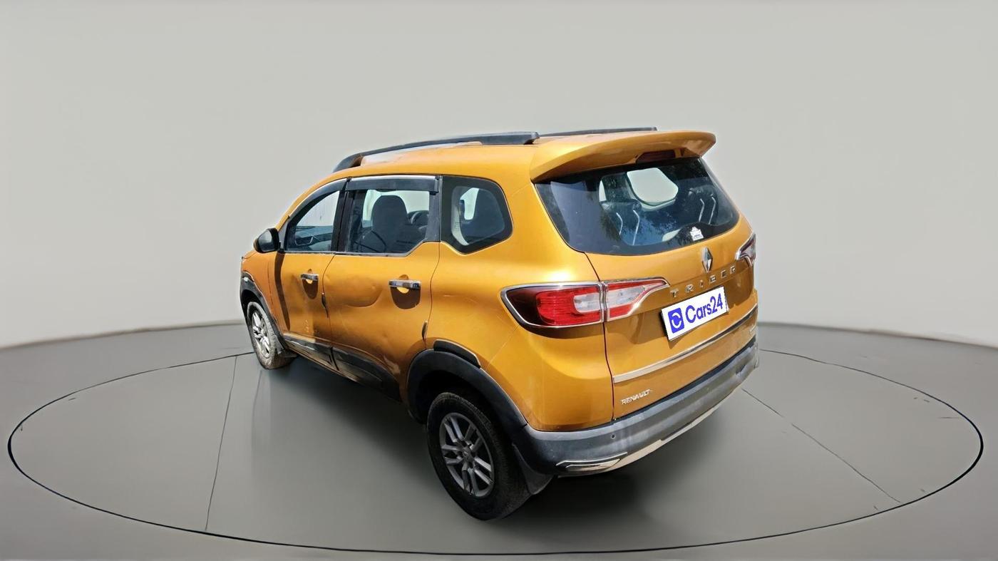 2020 Renault TRIBER RXT, Petrol, Manual, 1,15,180 km, exterior