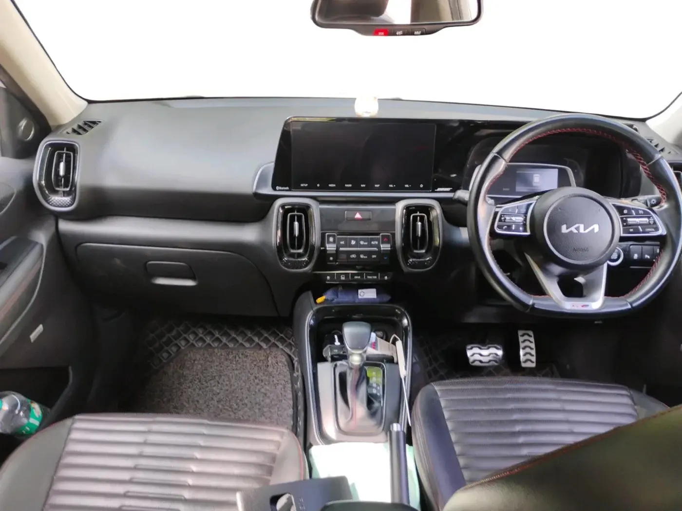 2022 KIA SONET GTX PLUS 1.5 AT, Diesel, Automatic, 1,08,979 km, interior