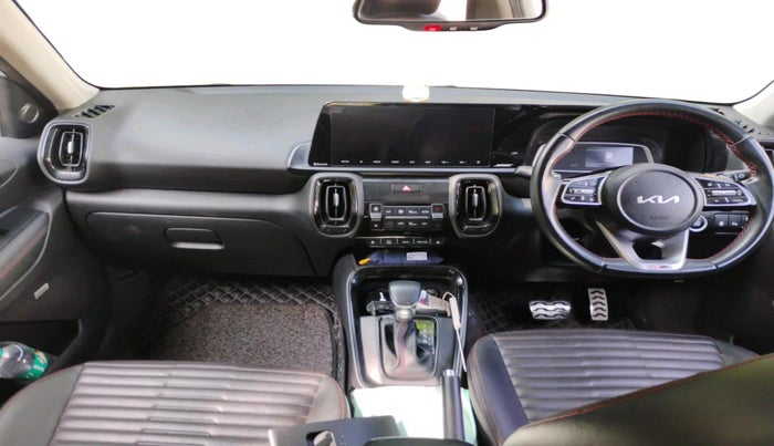 2022 KIA SONET GTX PLUS 1.5 AT, Diesel, Automatic, 1,08,979 km, interior