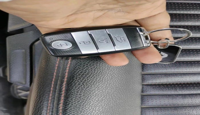 2022 KIA SONET GTX PLUS 1.5 AT, Diesel, Automatic, 1,08,979 km, interior