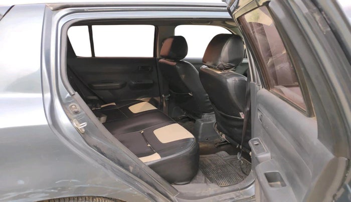 2011 Maruti Swift LDI, Diesel, Manual, 1,29,650 km, interior