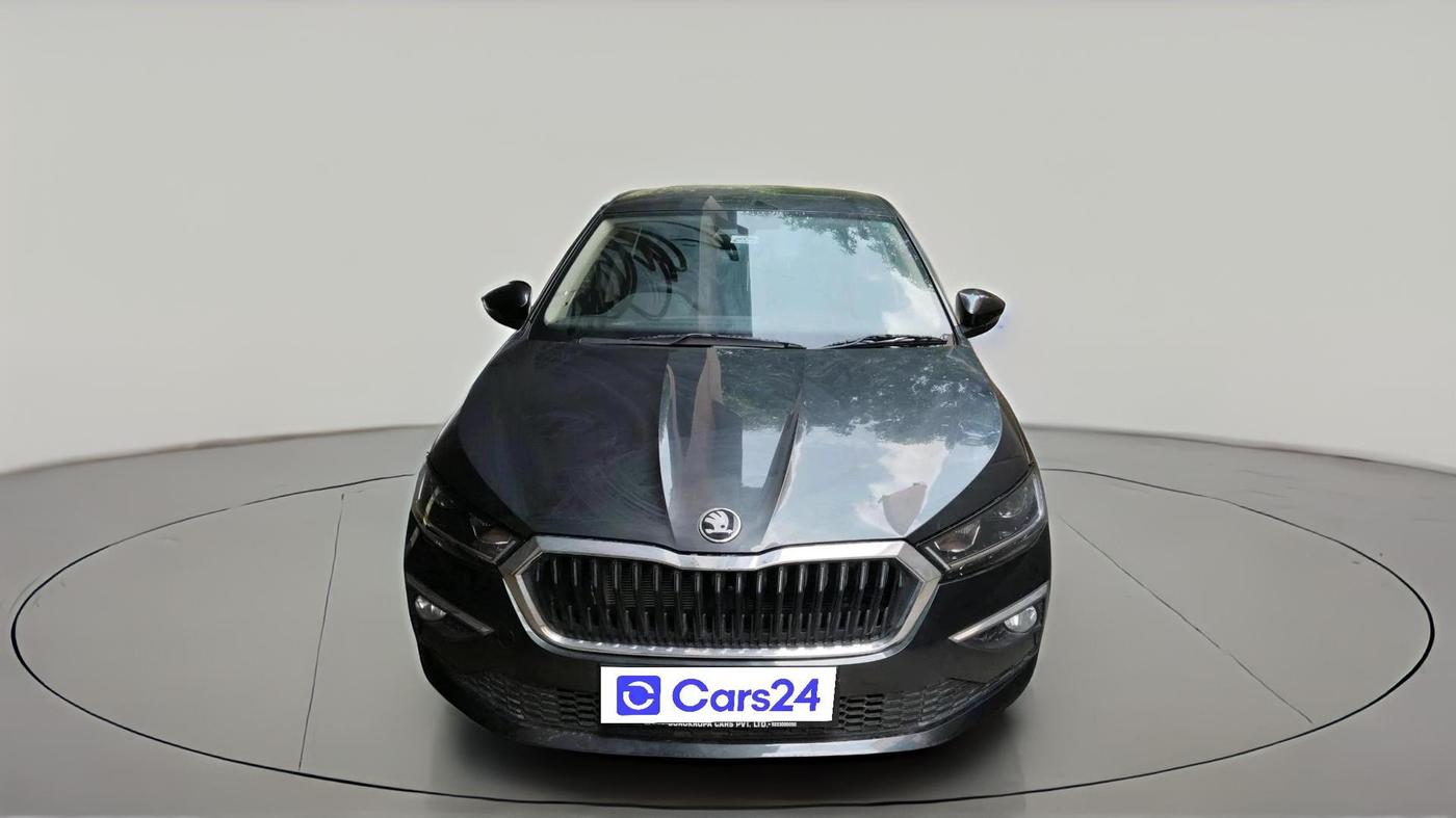 2025 Skoda SLAVIA Prestige 1.0L TSI MT, Petrol, Manual, 3,833 km, exterior
