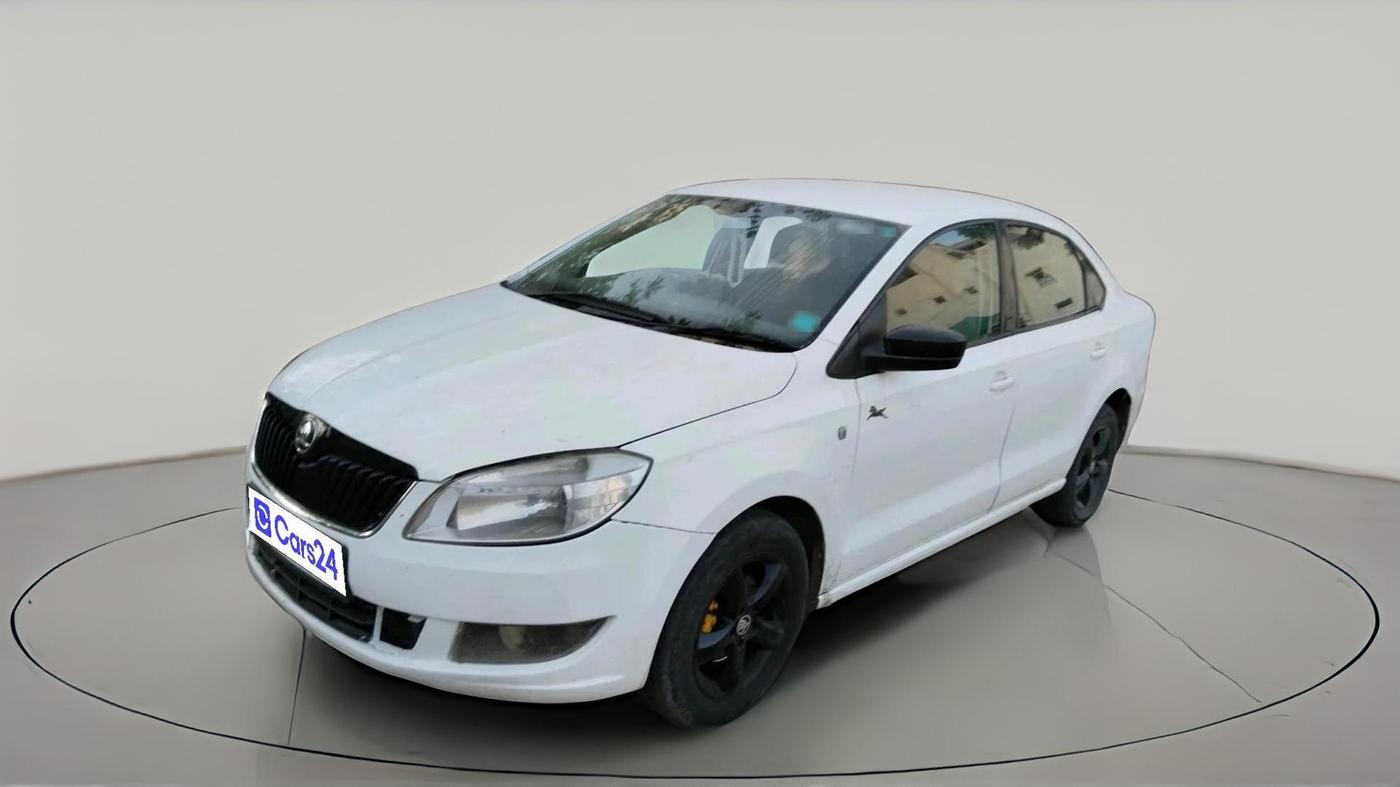 2013 Skoda Rapid ACTIVE 1.6 TDI CR MT PLUS, Diesel, Manual, 1,44,724 km, exterior