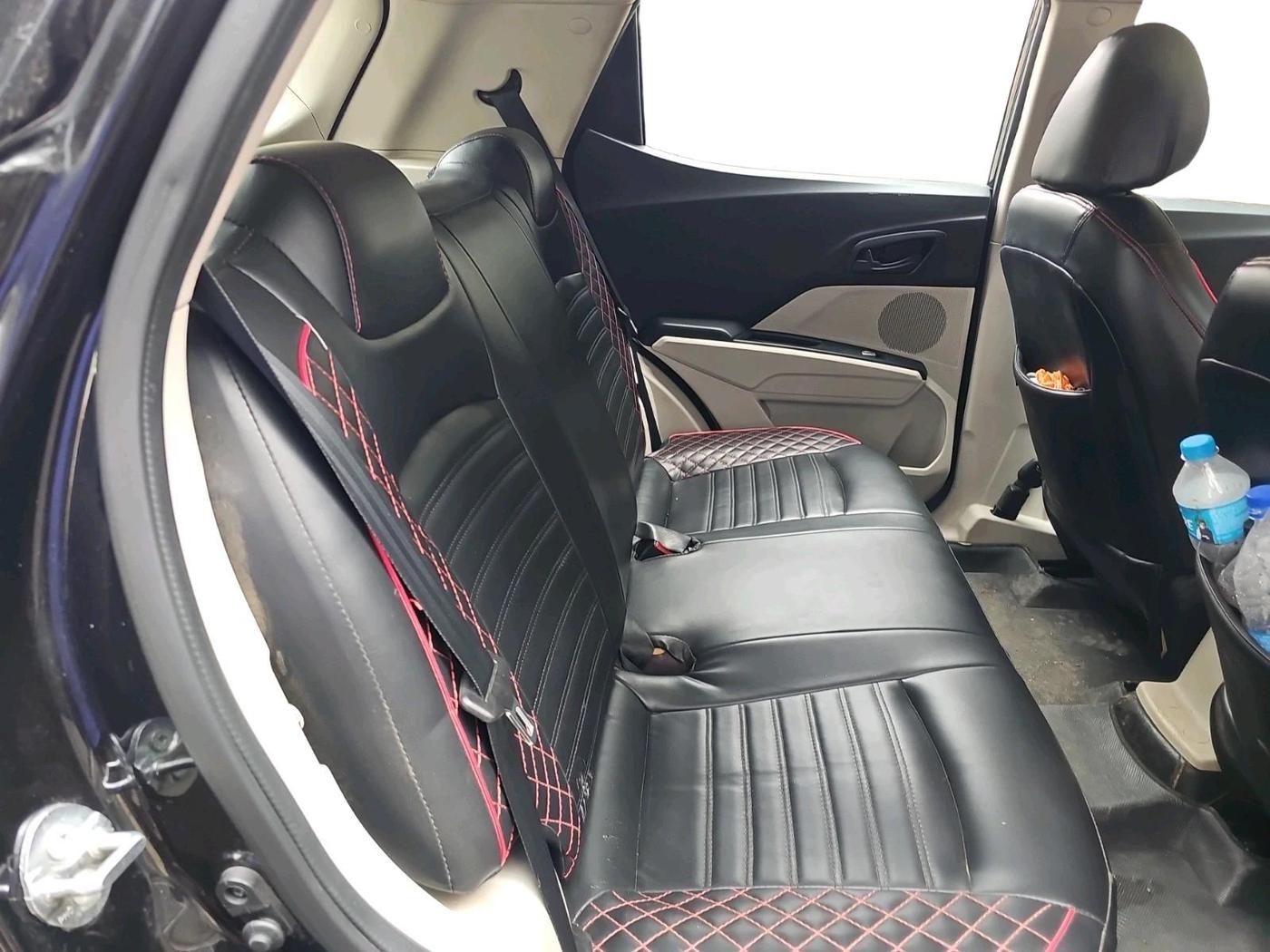 2023 Mahindra XUV300 W6 1.5 Diesel, Diesel, Manual, 1,51,537 km, interior