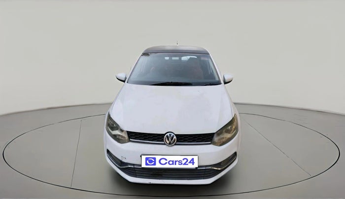 2015 Volkswagen Polo HIGHLINE1.5L, Diesel, Manual, 1,27,126 km, exterior