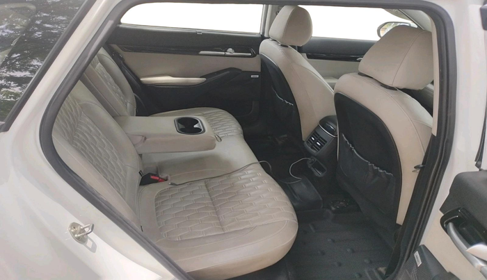 2019 KIA SELTOS HTX PLUS AT1.5 DIESEL, Diesel, Automatic, 1,41,046 km, interior
