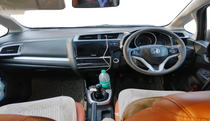 2017 Honda WR-V 1.5L I-DTEC VX MT, Diesel, Manual, 1,90,867 km, interior