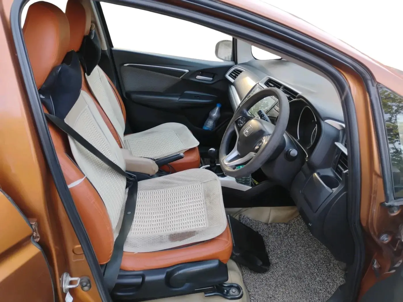 2017 Honda WR-V 1.5L I-DTEC VX MT, Diesel, Manual, 1,90,867 km, interior