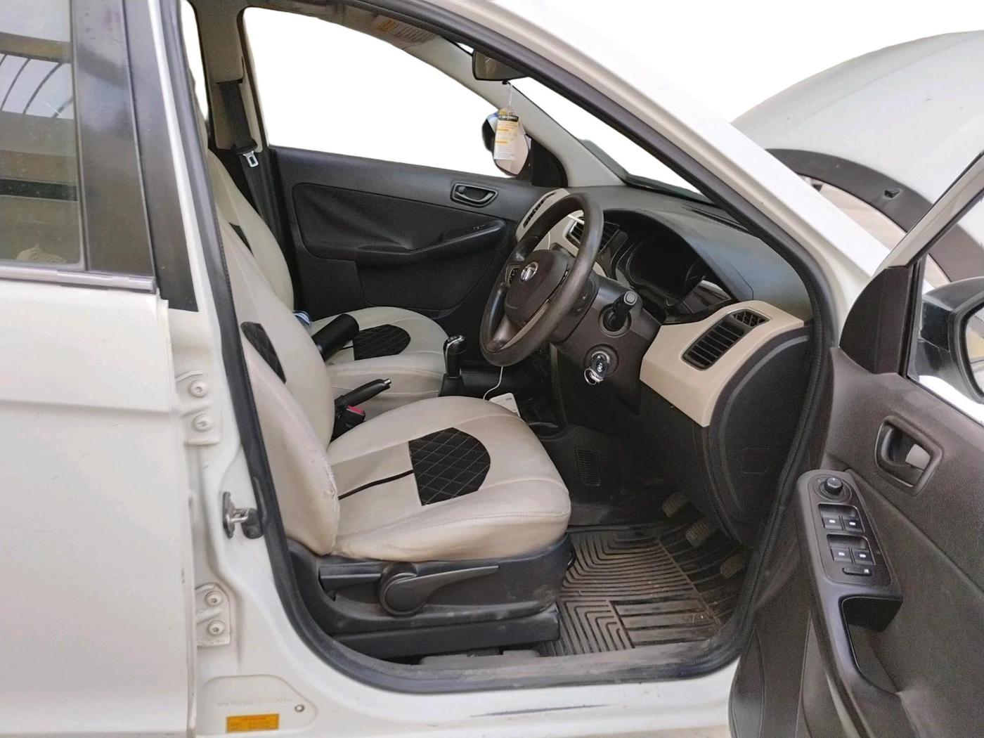 2014 Tata Zest XMS PETROL, Petrol, Manual, 87,303 km, interior
