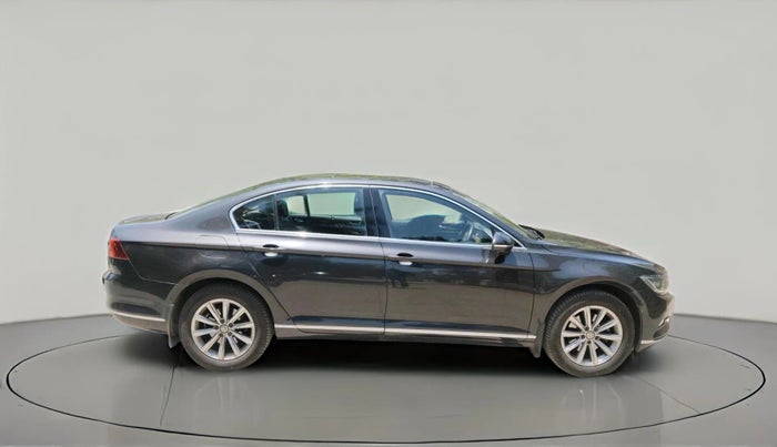 2018 Volkswagen Passat HIGHLINE DSG, Diesel, Automatic, 79,713 km, exterior