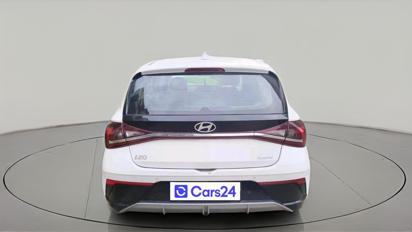 2024 Hyundai NEW I20 Sportz (O) 1.2 IVT, Petrol, Automatic, 9,609 km, exterior
