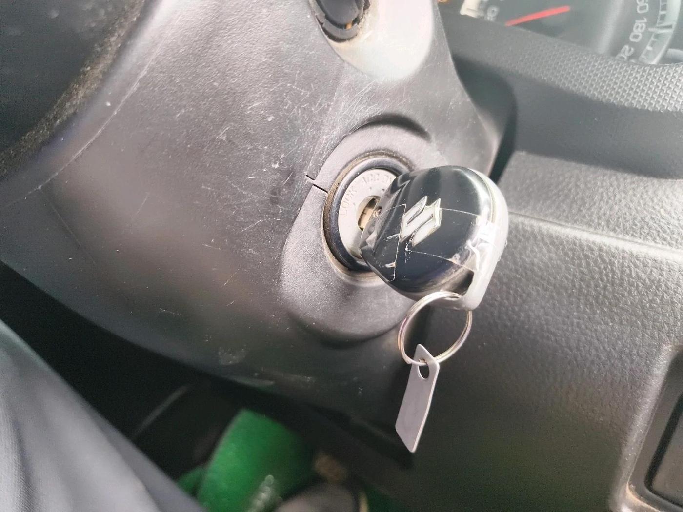 2014 Maruti Swift VDI, Diesel, Manual, 1,63,945 km, interior