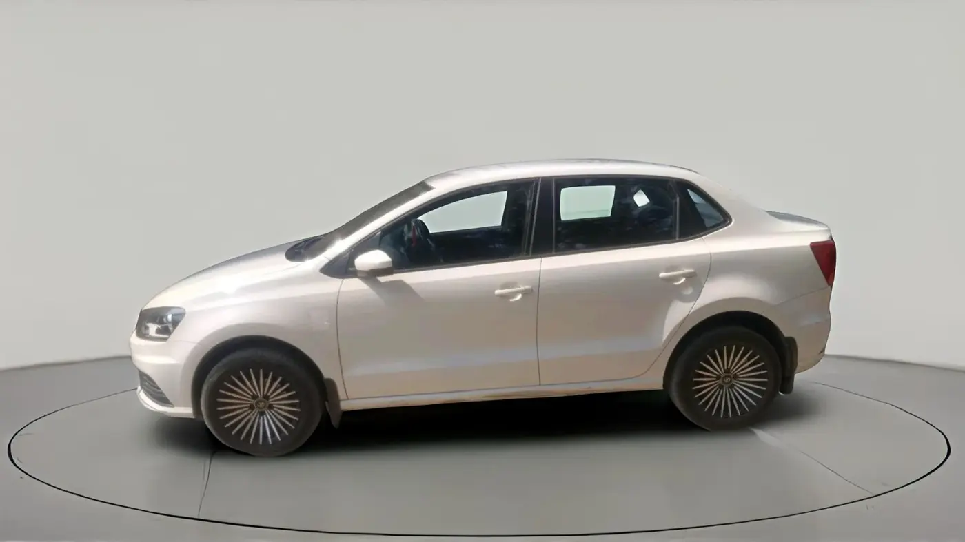 2019 Volkswagen Ameo COMFORTLINE 1.0L, Petrol, Manual, 68,741 km, exterior