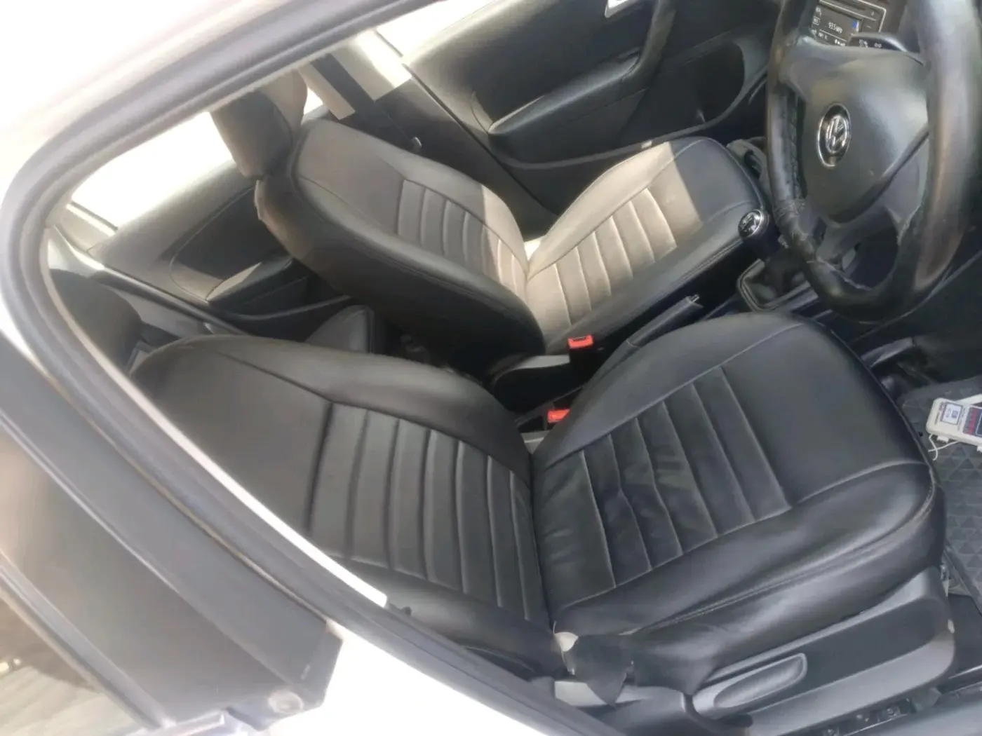 2019 Volkswagen Ameo COMFORTLINE 1.0L, Petrol, Manual, 68,741 km, interior