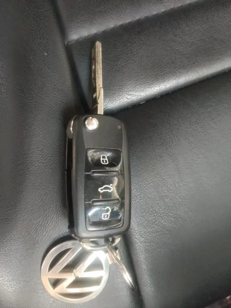 2019 Volkswagen Ameo COMFORTLINE 1.0L, Petrol, Manual, 68,741 km, interior