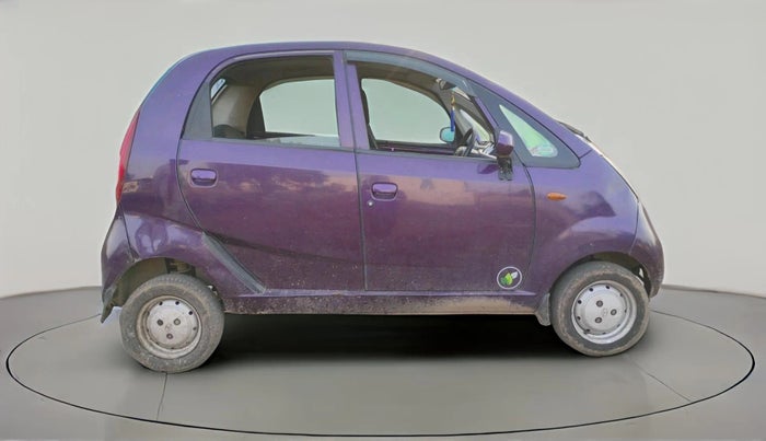 2016 Tata Nano EMAX XM CNG, CNG, Manual, 28,016 km, exterior