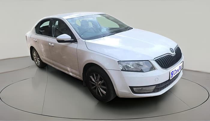 2015 Skoda Octavia AMBITION 2.0 TDI, Diesel, Manual, 2,30,705 km, exterior