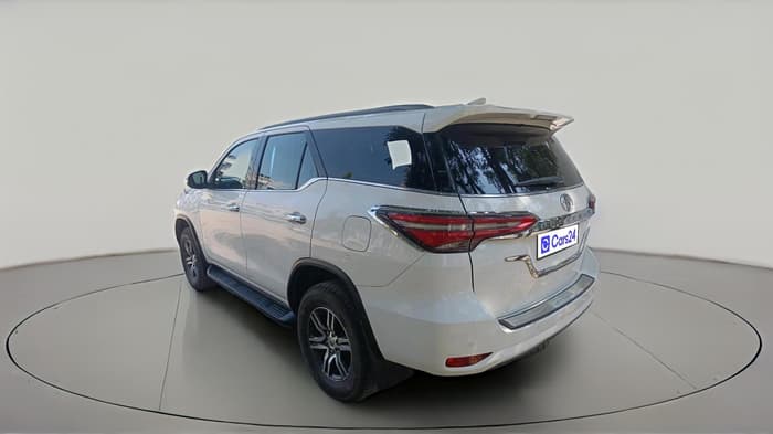 2021 Toyota Fortuner 2.8 4X2 MT, Diesel, Manual, 1,67,565 km, exterior