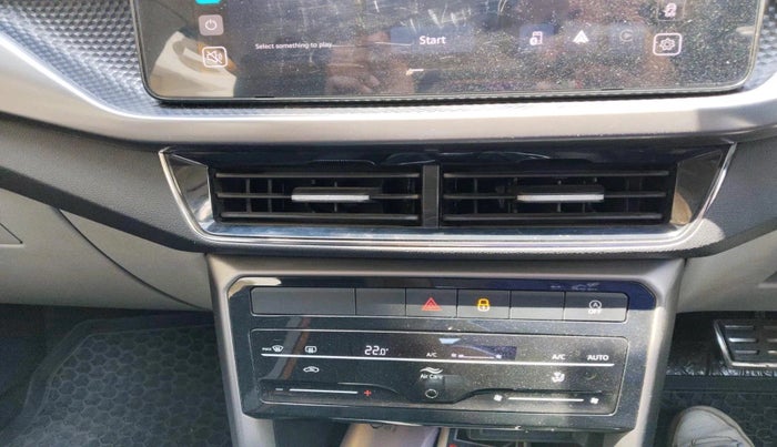 2025 Skoda KUSHAQ AMBITION 1.0L TSI AT, Petrol, Automatic, 17,694 km, interior