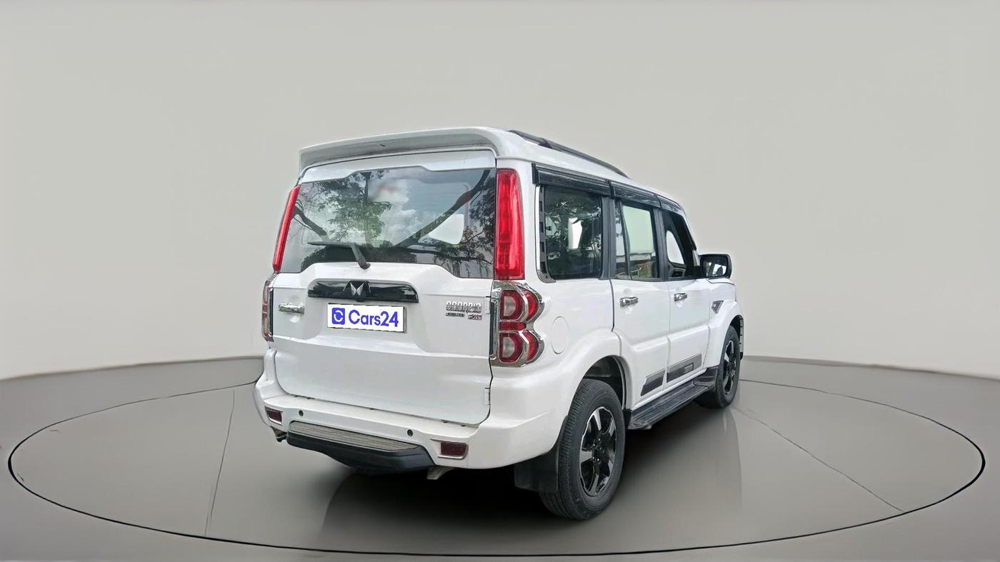 2026 Mahindra SCORPIO CLASSIC S11 7STR, Diesel, Manual, 1,385 km, exterior