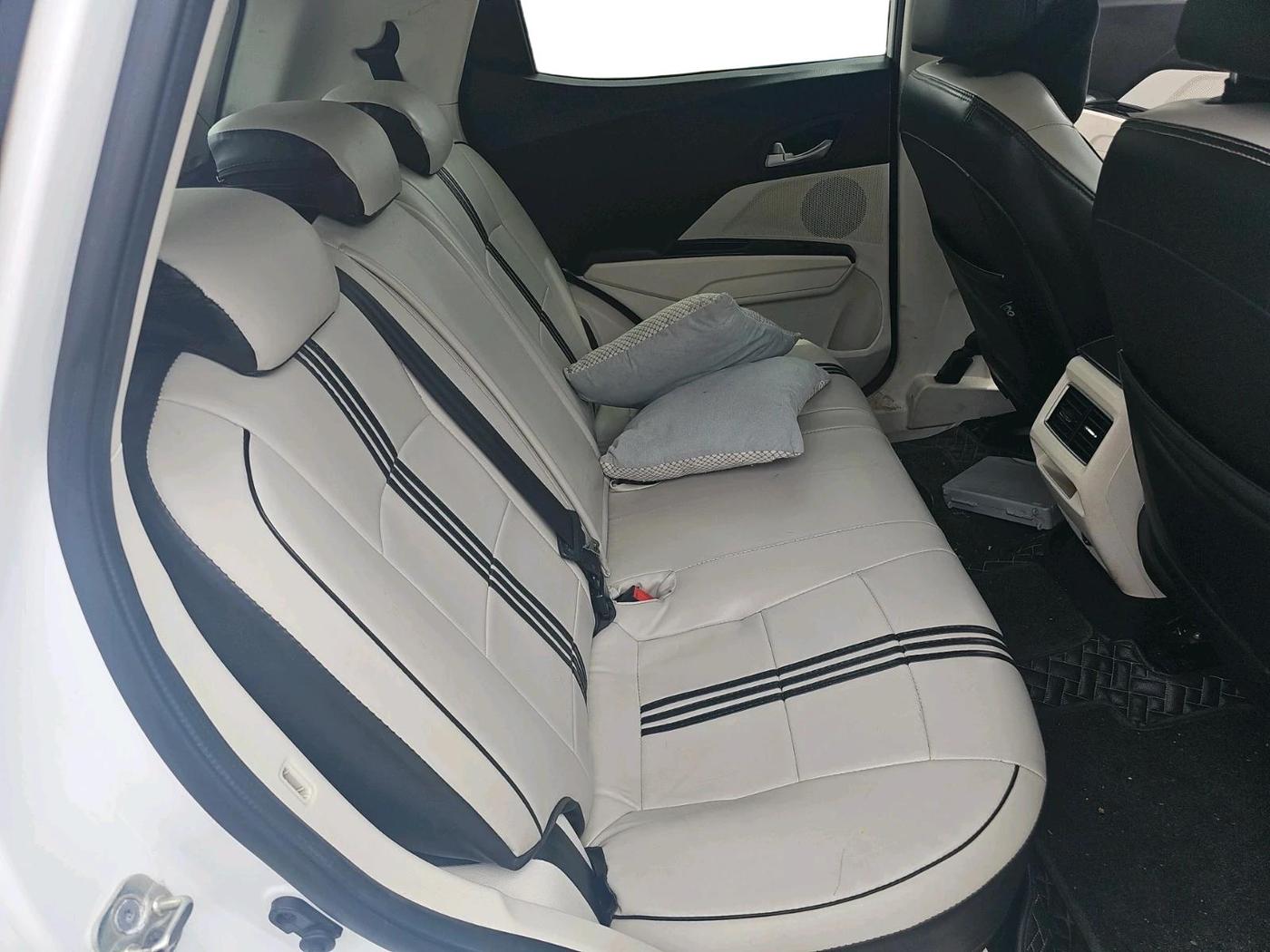2024 Mahindra XUV 3XO AX5 1.2 L TCMPFI AT, Petrol, Automatic, 61,461 km, interior