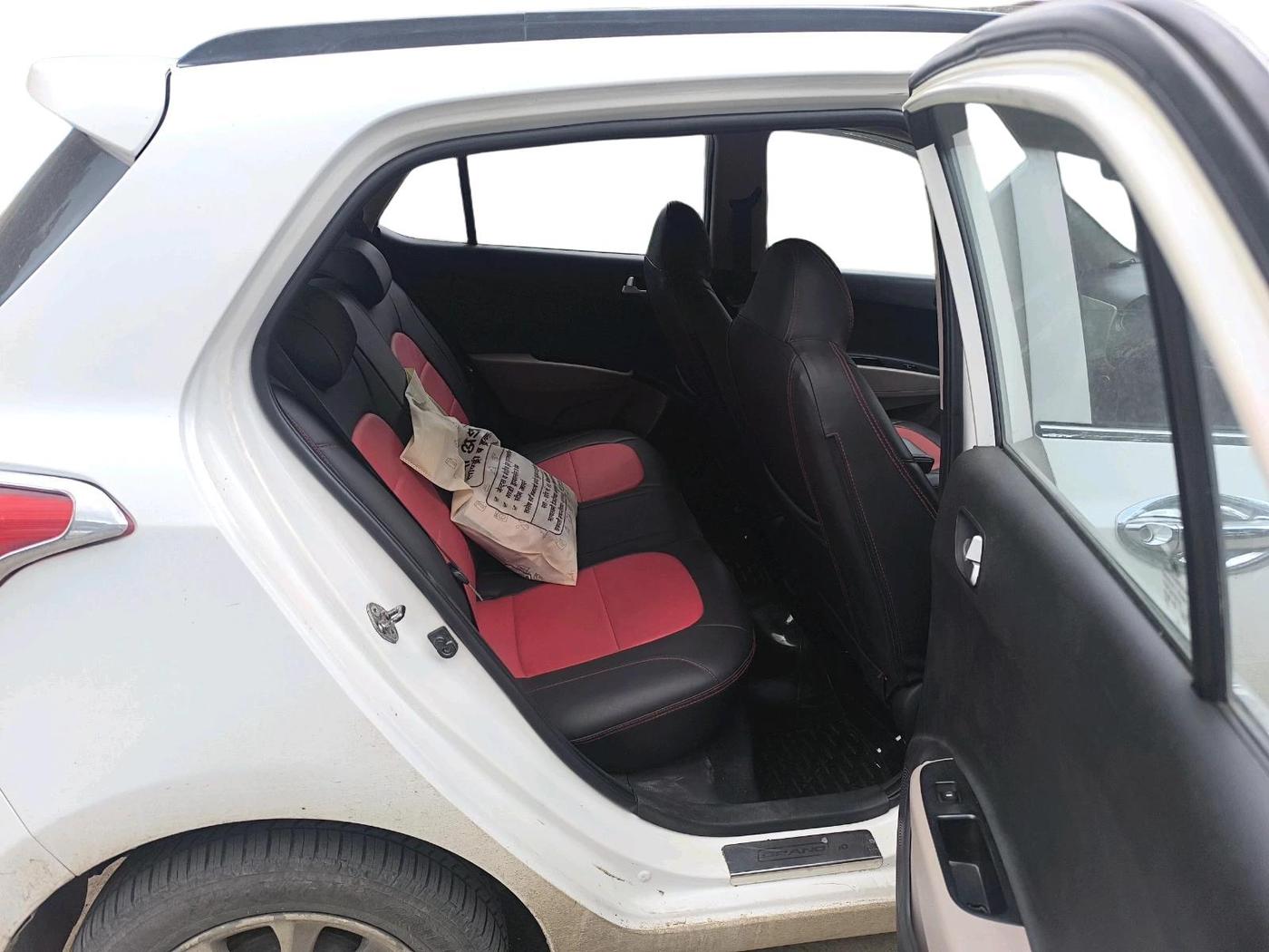 2013 Hyundai Grand i10 ASTA 1.2 KAPPA VTVT, Petrol, Manual, 81,303 km, interior