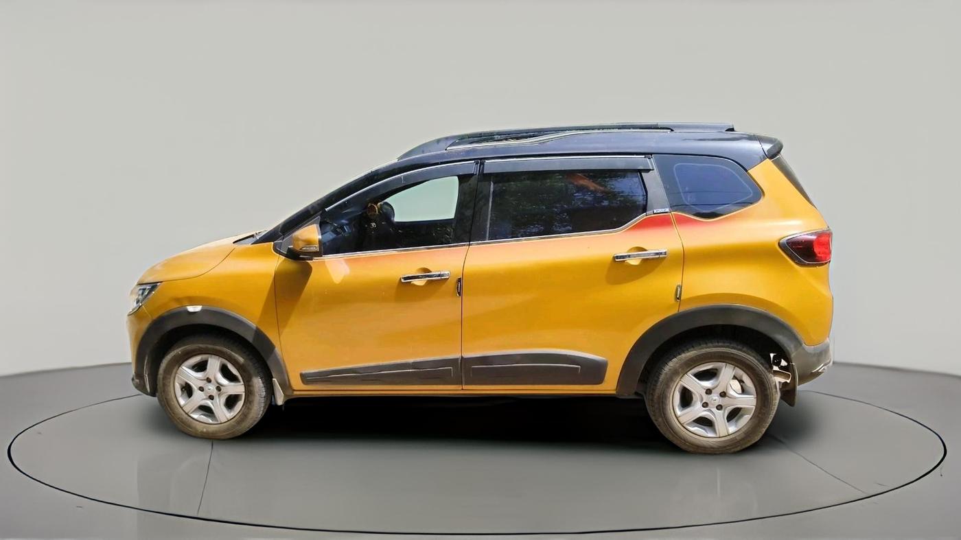 2019 Renault TRIBER RXZ, Petrol, Manual, 67,508 km, exterior
