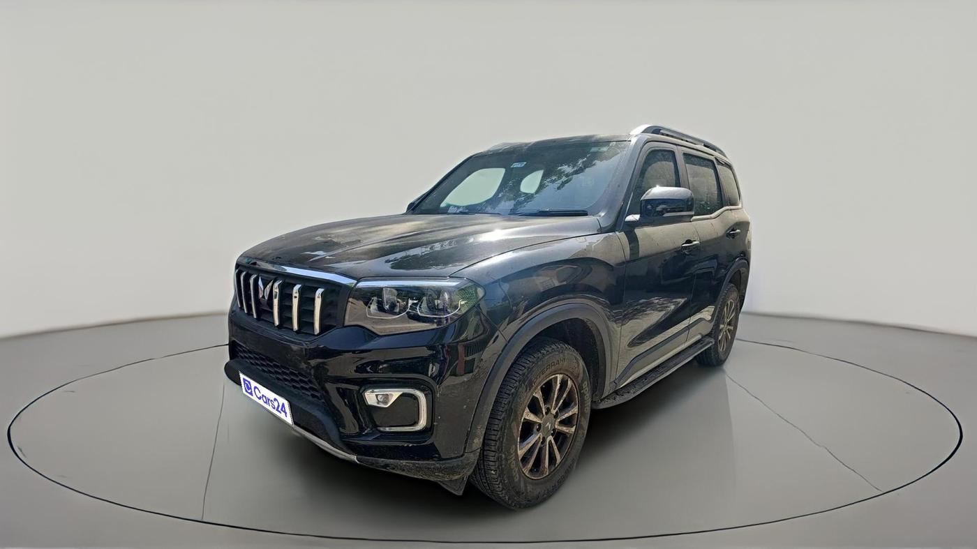 2025 Mahindra SCORPIO-N Z8 Select Petrol MT, Petrol, Manual, 27,810 km, exterior