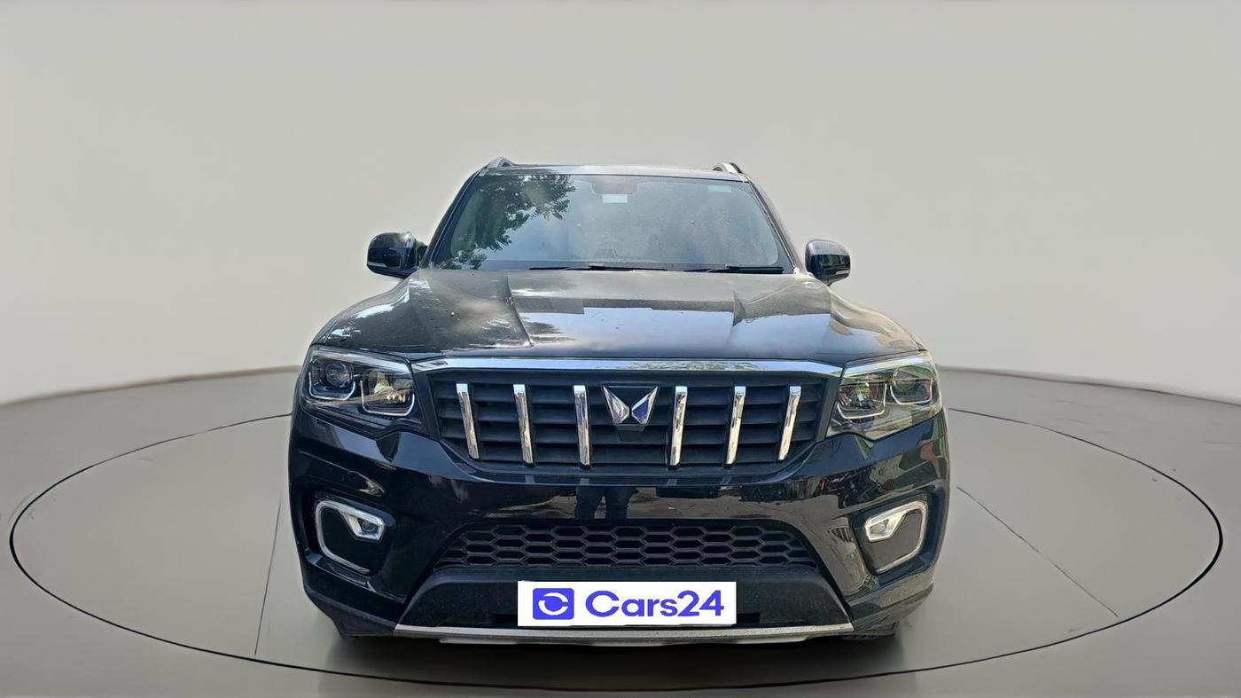 2025 Mahindra SCORPIO-N Z8 Select Petrol MT, Petrol, Manual, 27,810 km, exterior