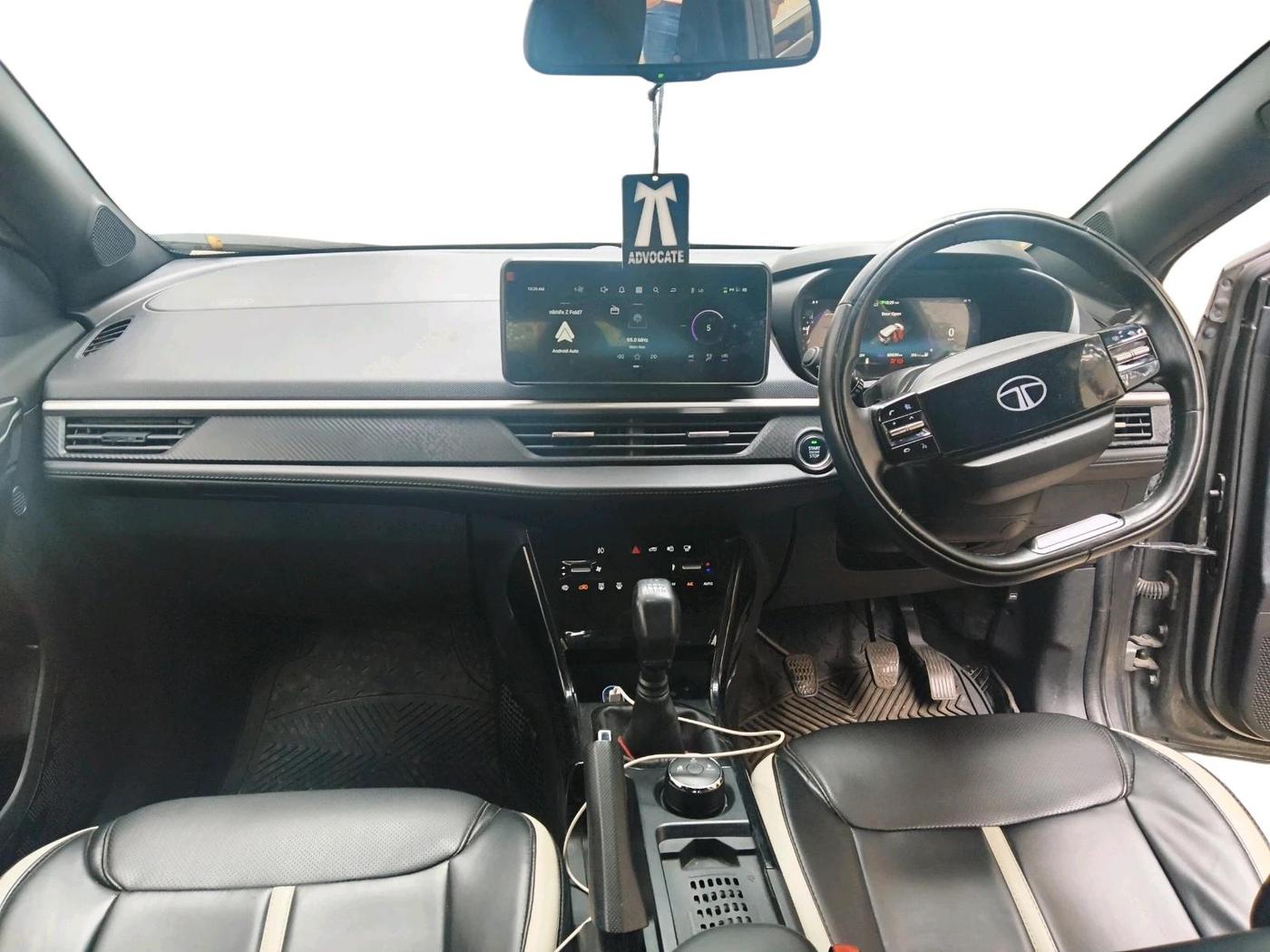 2023 Tata NEXON FEARLESS 1.2 REVOTRON 6 MT DT, Petrol, Manual, 69,339 km, interior