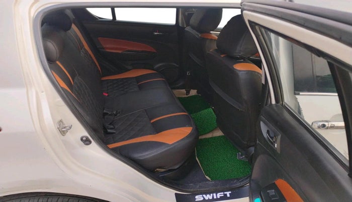 2014 Maruti Swift VXI, Petrol, Manual, 1,08,281 km, interior