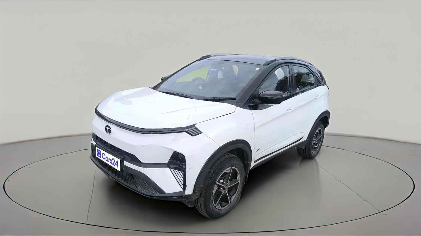 2024 Tata NEXON EV FEARLESS LONG RANGE, Electric, Automatic, 33,794 km, exterior