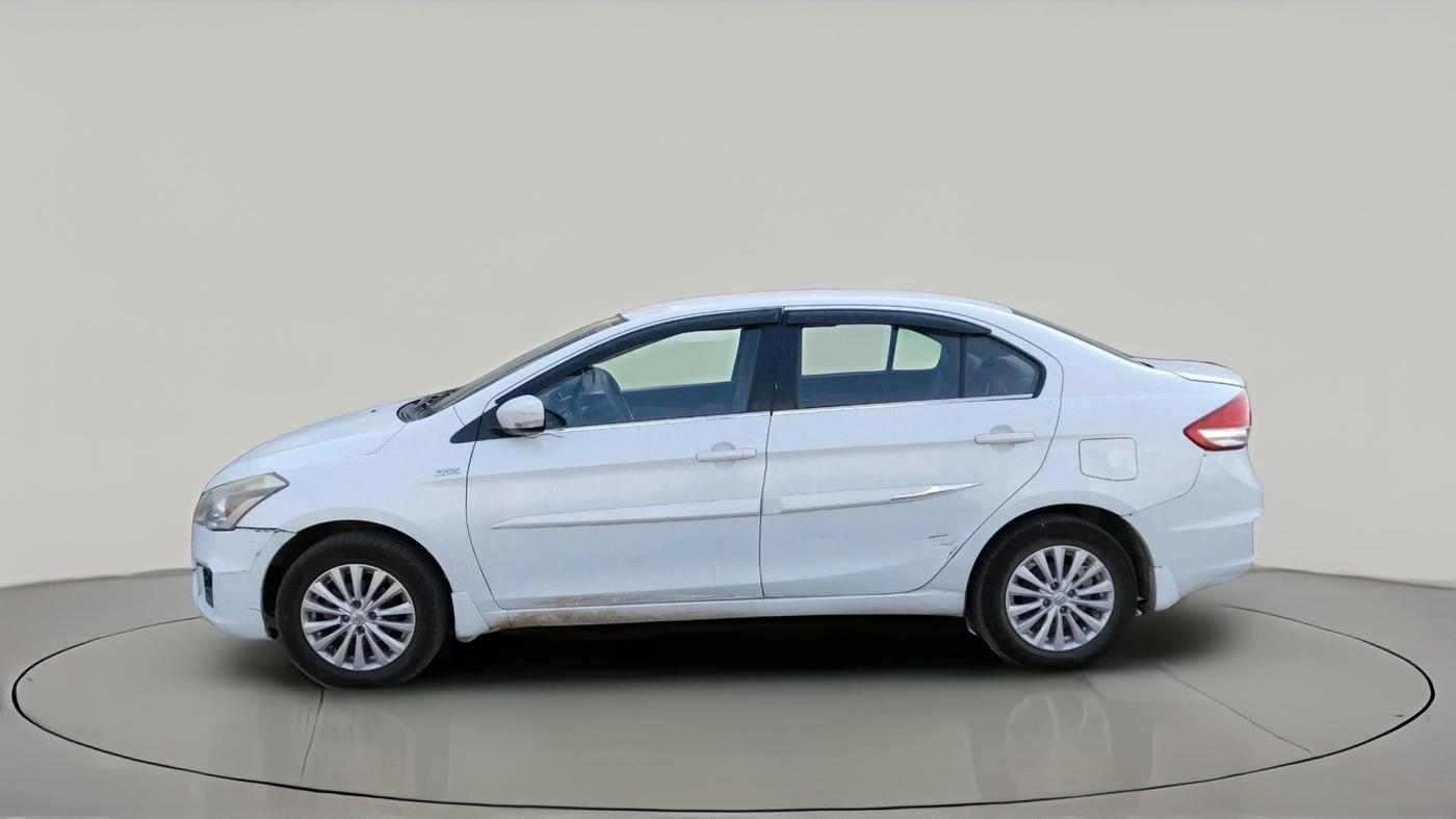 2017 Maruti Ciaz SIGMA DIESEL 1.3, Diesel, Manual, 2,25,975 km, exterior