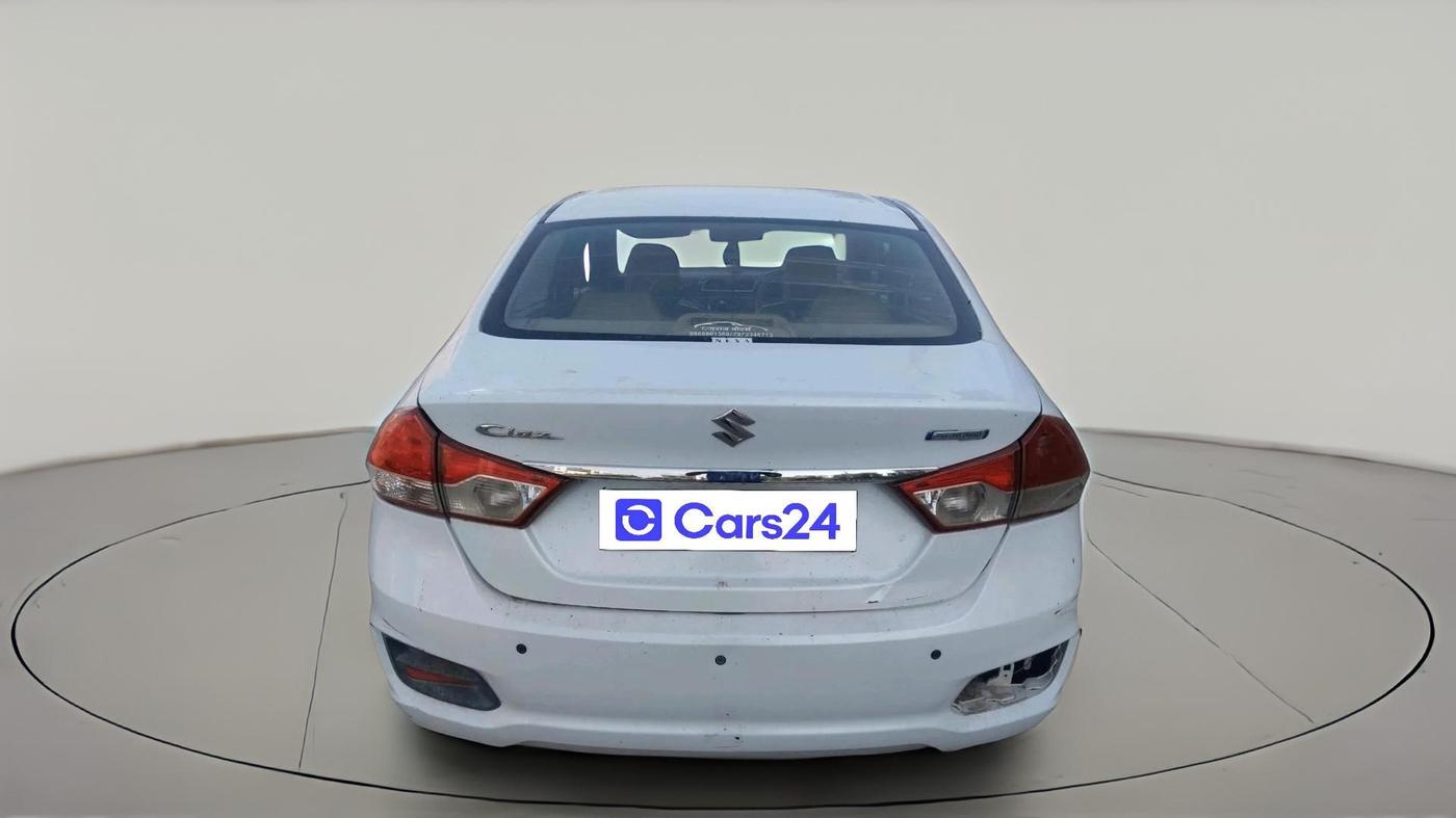 2017 Maruti Ciaz SIGMA DIESEL 1.3, Diesel, Manual, 2,25,975 km, exterior